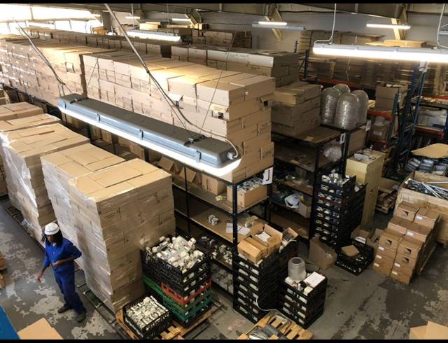 1,750M² WAREHOUSE FOR SALE IN GERMISTON SOUTH